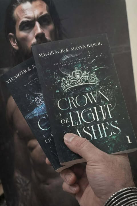 Paperback Bundle Crown of Light and Ashes & Crown of Storm and Silence (Kingdom of Shadows Book 1 & Book 2)